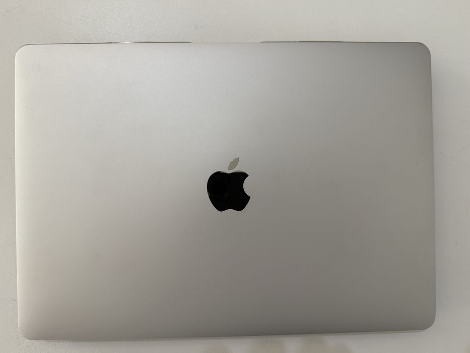 Macbook Pro 13 inch 16gb RAM 1TB SSD