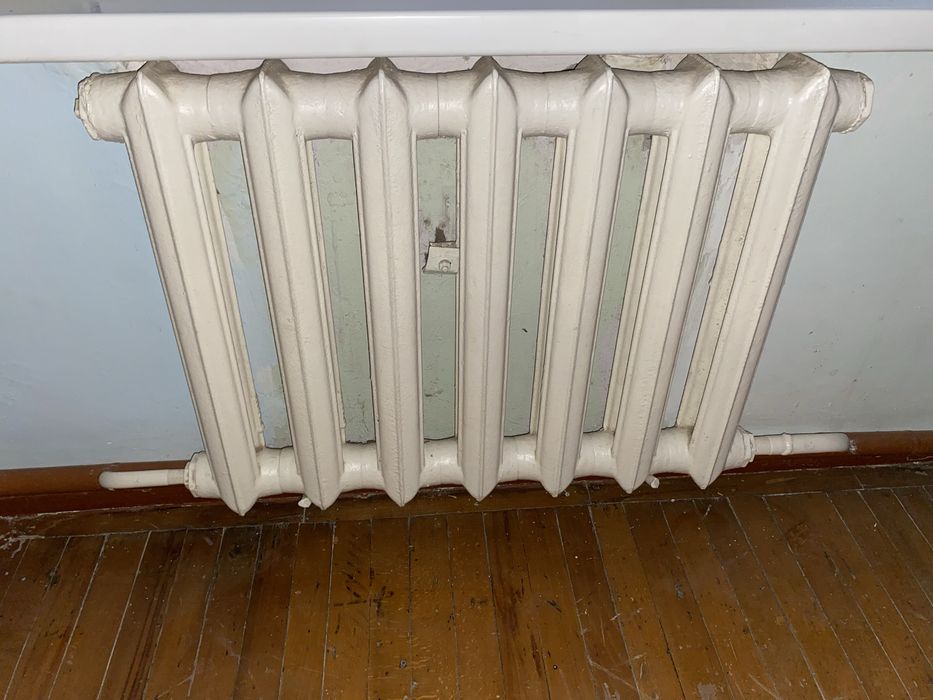 5 разных размеров чугунные батареи .