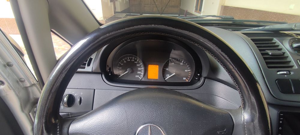 Mercedes Benz Vito