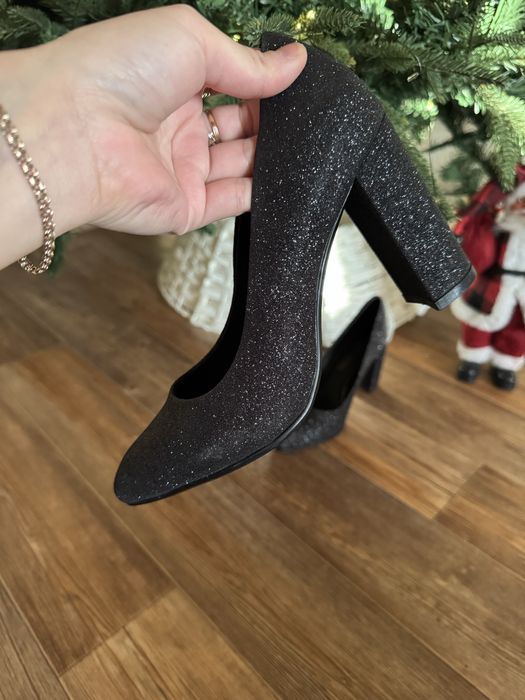 Продам туфли вечерние