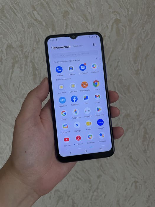 Продам VIVO Y21.