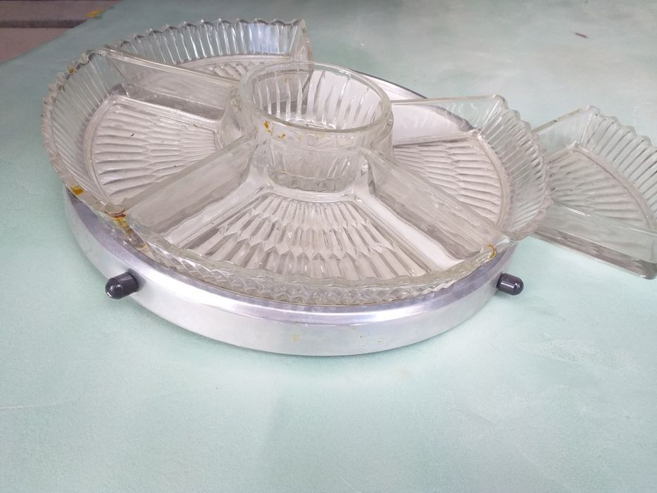 Продава руска менажница