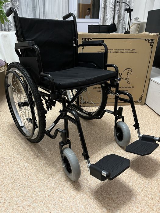 Продам инвалидную коляску