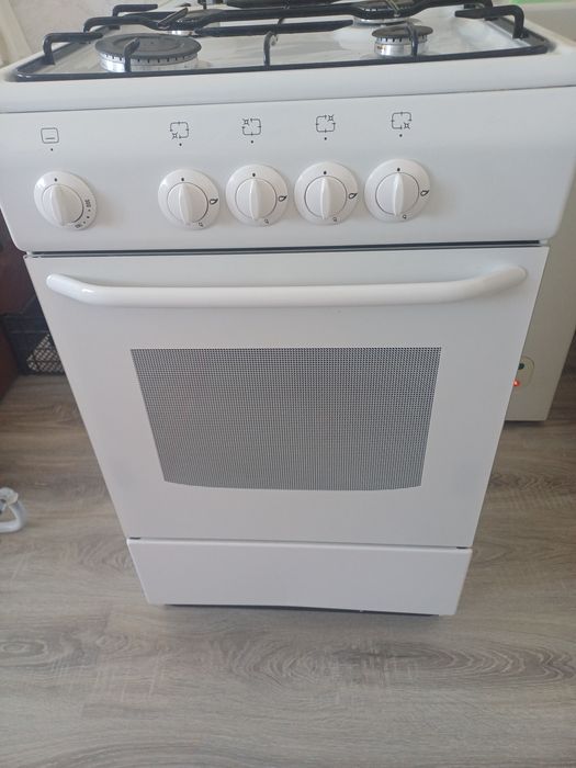 Продам газ.плиту