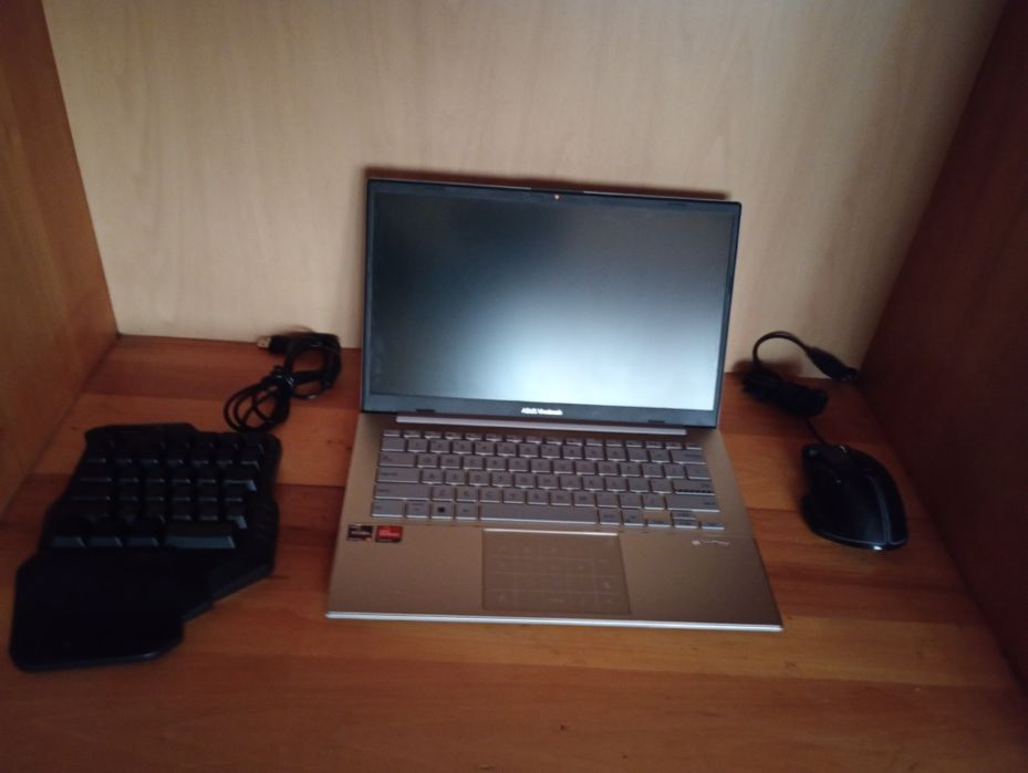Laptop Asus vivoobok 14