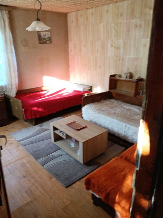 Собственик отдава етаж от къща
