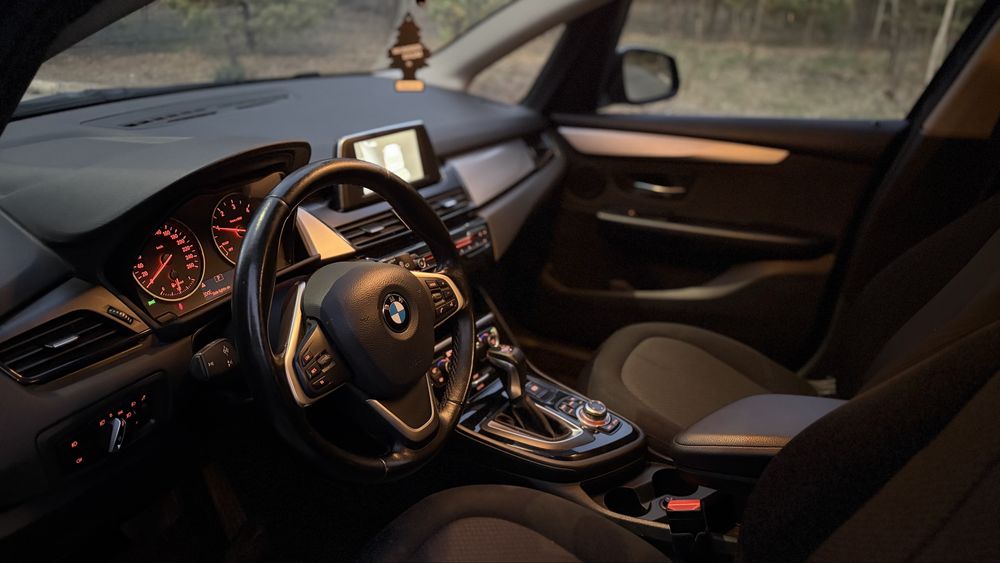 BMW Seria 2 216 D - Active Tourer - Automat