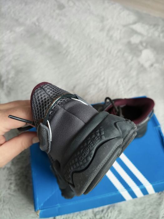Adidas Ozweego sneakers gri carbon marimea 36 noi originali