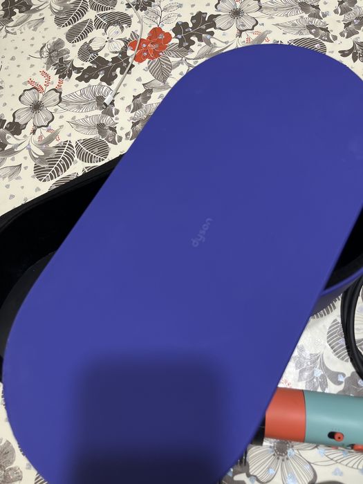 Продам фен Дайсон оригинал