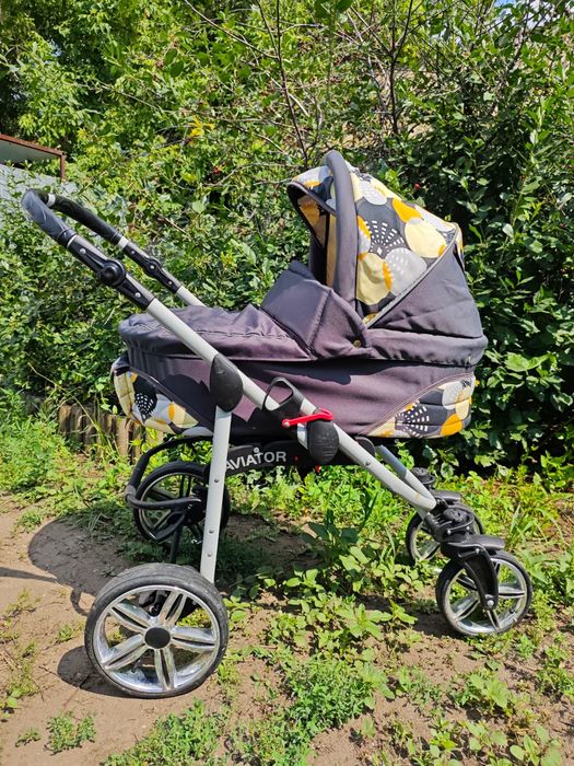 Продам коляску 2 в 1