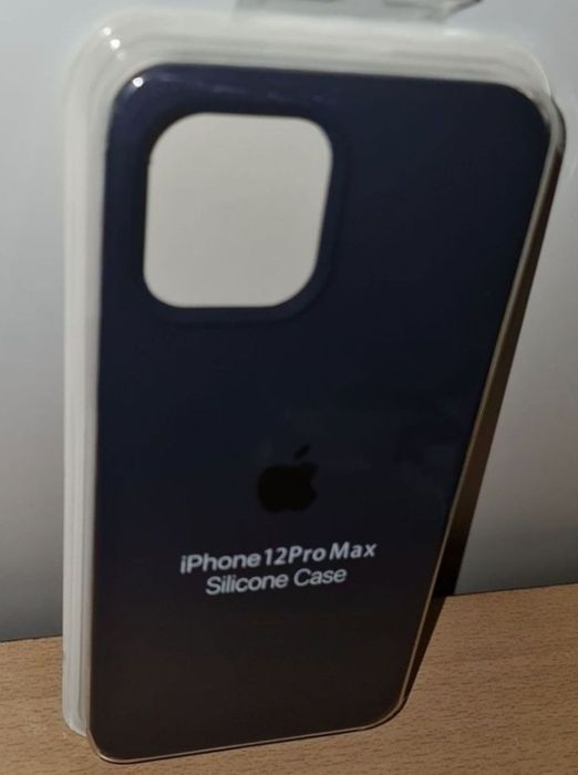 Vand huse pentru lphone x si Xs nou roz si neagra si seria 12. f