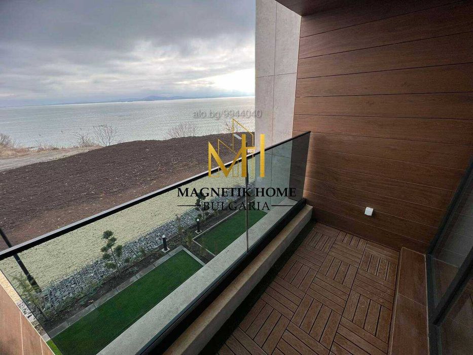 Дава се под наем Тристаен апартамент в Бургас, Сарафово - 125 кв.м за 1275 € - Снимка #12