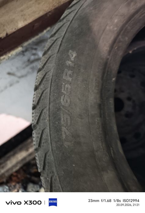 Продам 2 баллона виатти r14 175/65