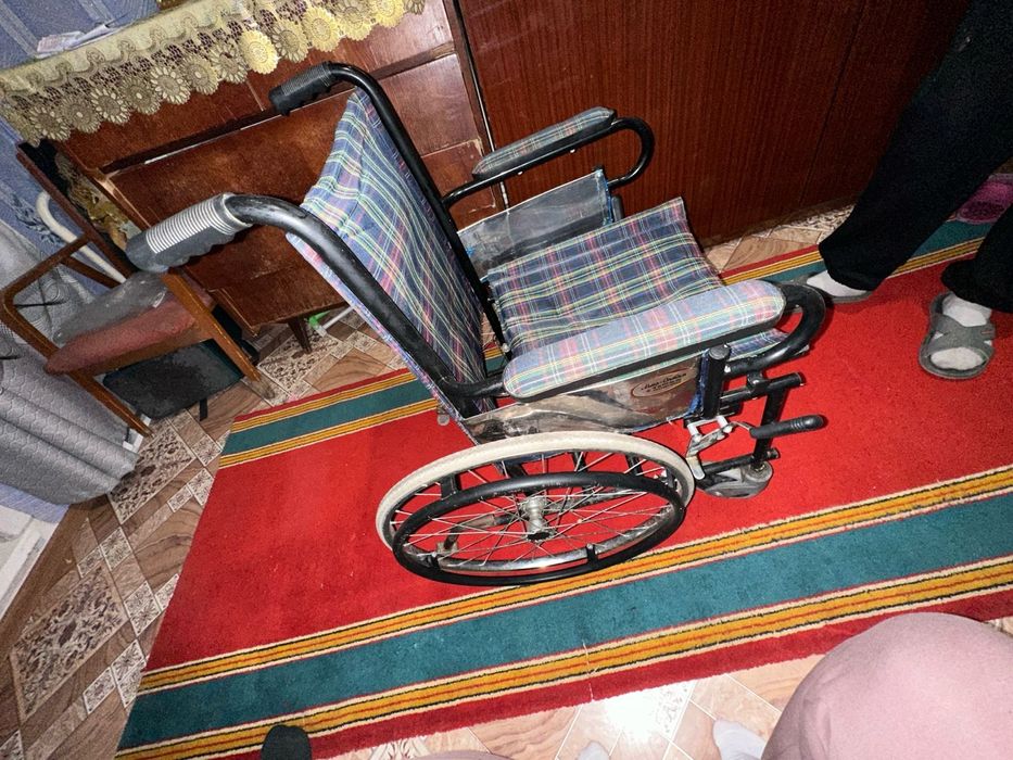 Инвалидная коляска хадули биотуалет