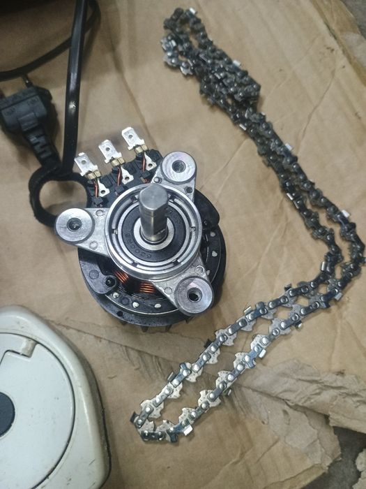 Акумулаторна резачка stihl msa120c