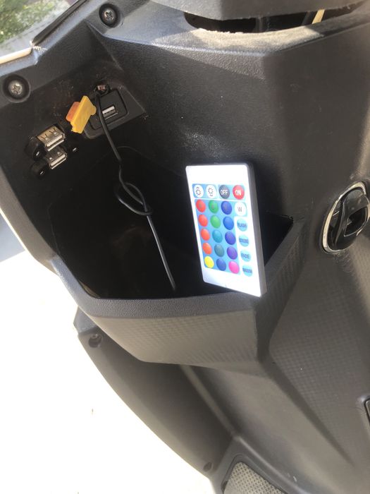 Продам скутер М8 Веном