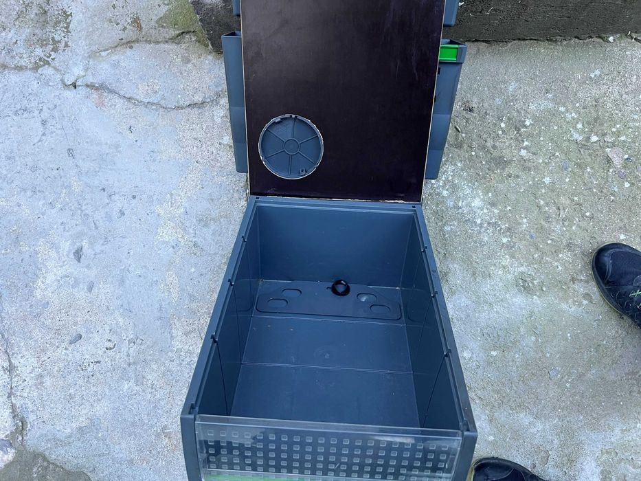 ОБОРУДВАНЕ етажерка за документи/жабка за бус/бусове Vw/Ford/Renault!!