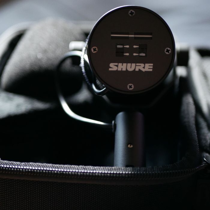 Микрофон Shure SM7B (Черен) – Перфектно състояние