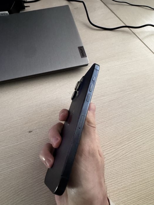 Iphone 15 pro max 256 87% srochniy sotiladi