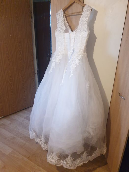 Rochie de mireasa în frumusani