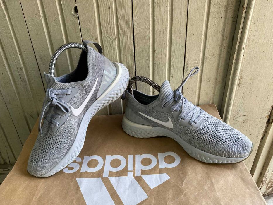 ''Nike Epic React Flyknit''оригинални маратонки 37.5 номер