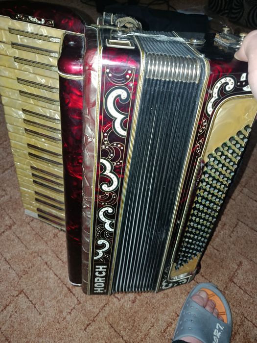 Acordeon Horch de vânzare