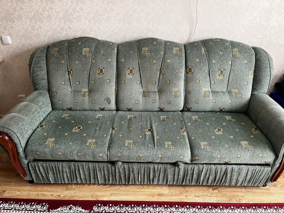 Продается Диван