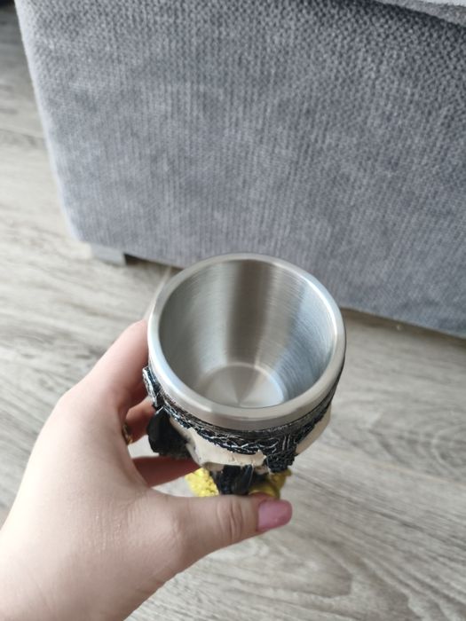 Pocal din inox pentru vin – stil craniu ideal pentru Halloween – argin