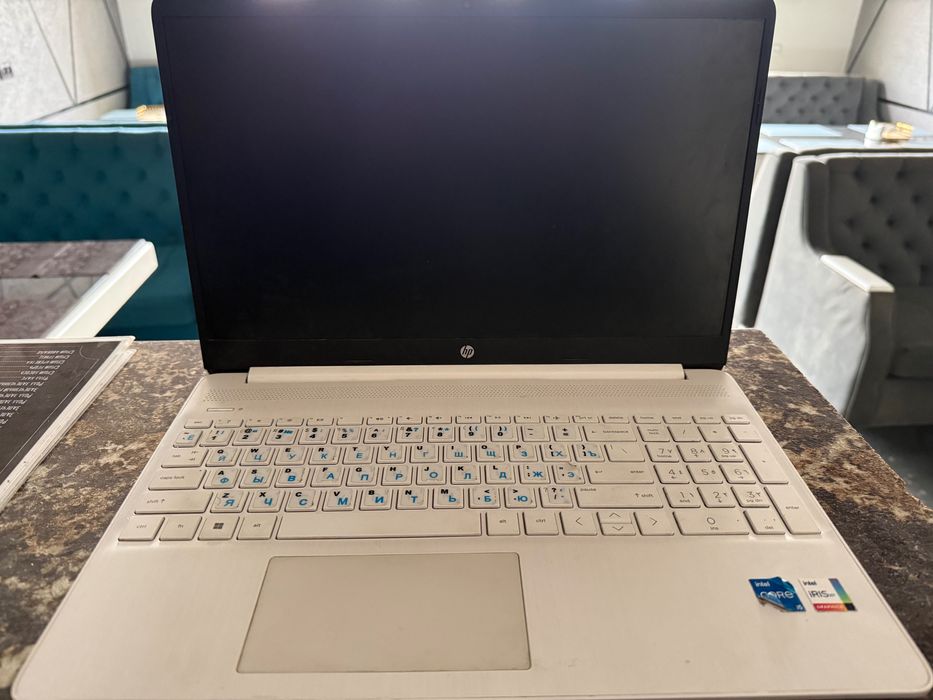 Hp ноутбук, состоянияси идеальный, умумам айби ек
