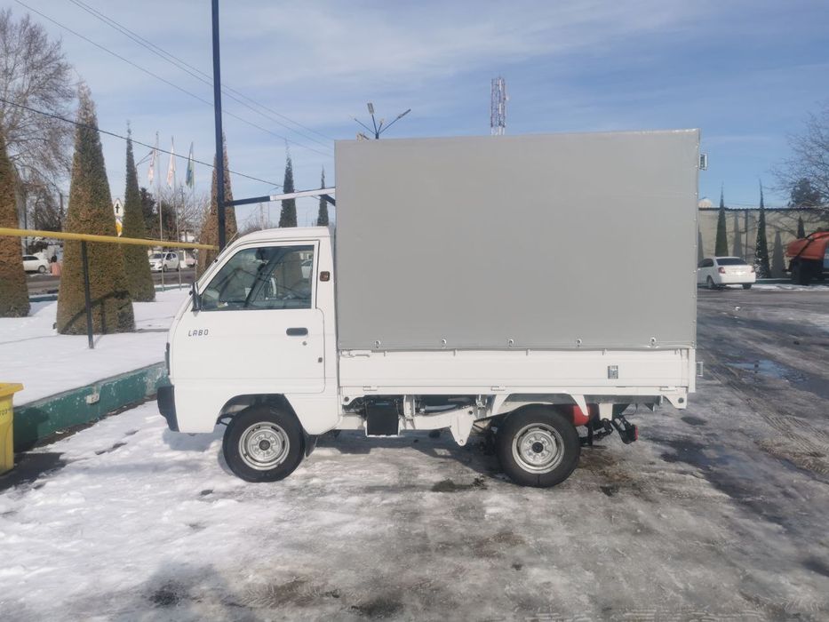 Labo sotiladi rangi oq