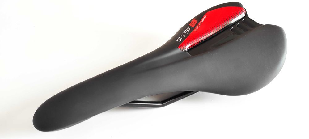 Sa bicicleta Lapierre Xelius noua