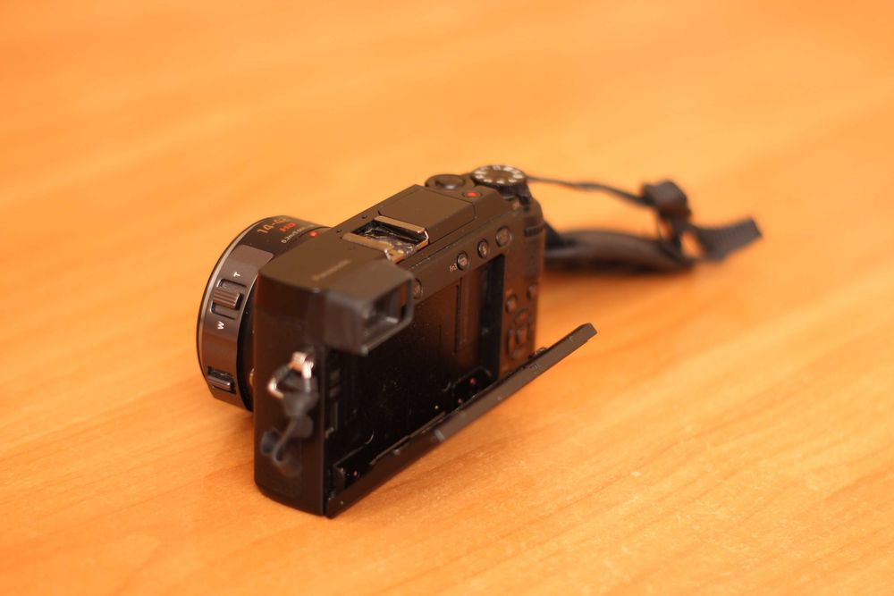 Panasonic LUMIX GX85 (GX80), 4K-видео. Плавная фокусировка, ништяки