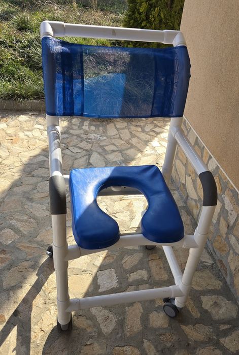 Тоалетни столове за баня