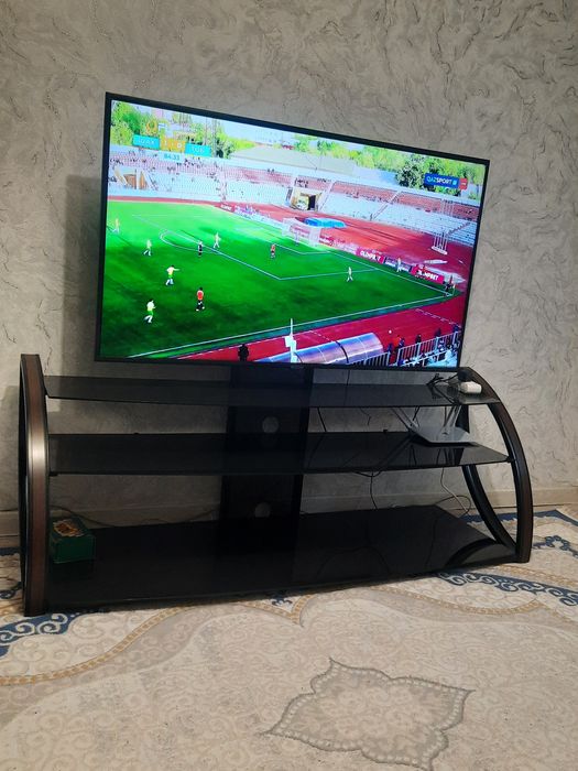 Продам тумбу под телевизор