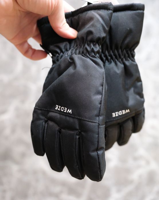 Зимние детские перчатки 9–11 лет, отличное состояние