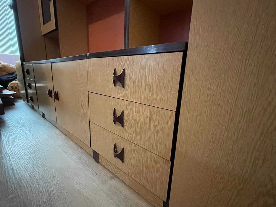 Холна секция, приста с матрак и ракла и нощно шкафче