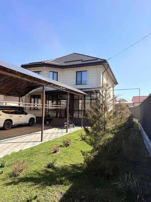 Продается дом 6 комнат