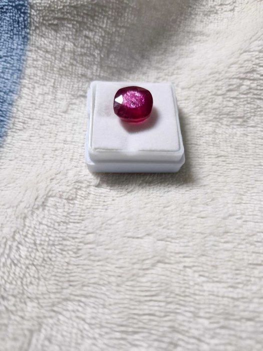 Natural Ruby (Натуралний рубин)