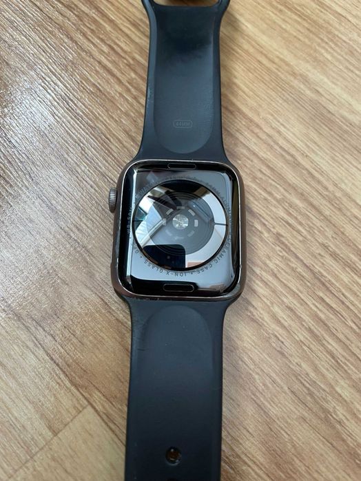 Apple Watch Seria 5 - 44 mm Functional