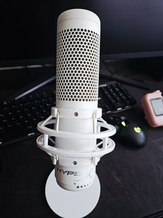 Продам микрофон HyperX