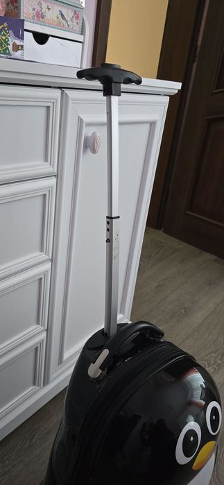 Детски куфар пингвин