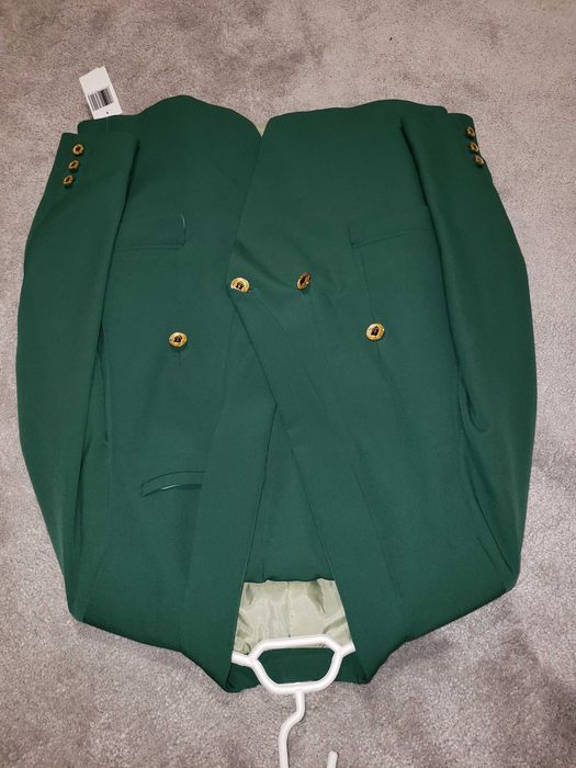 Costum dama verde. NOU Costum albastru