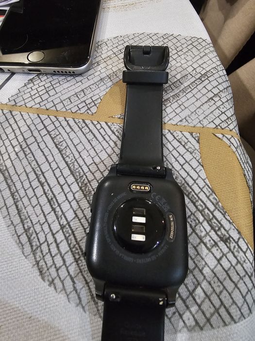 Часовник Garmin Venu Sq