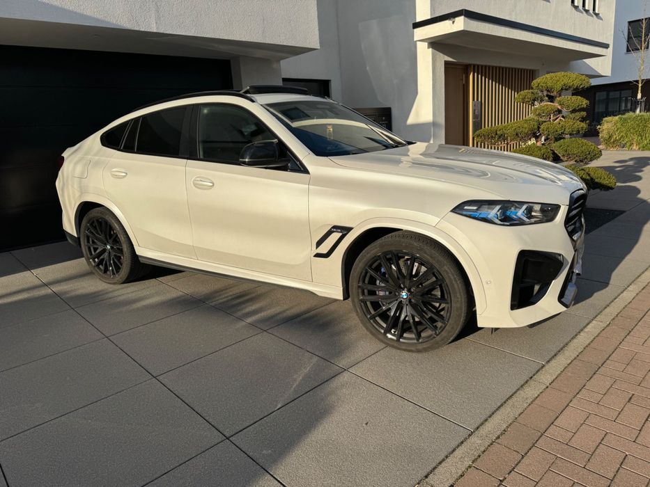 BMW X6M xDrive30d M Competition 2025 EXTRA FULL OPTIONS*Sky Lounge B&W