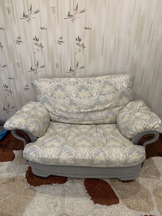 Диваны и кресло Потютьков