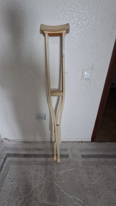 Костыли подмышечные