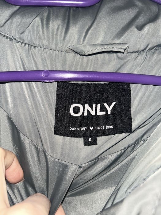 Зимно яке с качулка