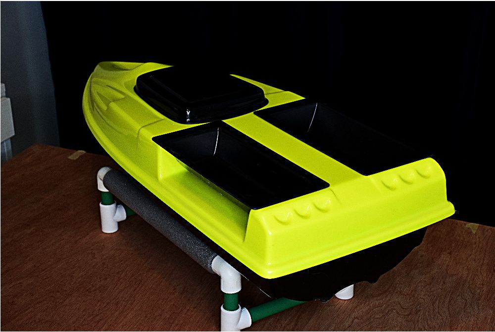 Coca EVO Bait Boat pt Pb-Acid - pt Navomodel Plantat Nadit Pescuit