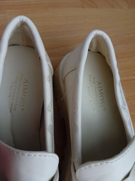 Продам женские лоферы