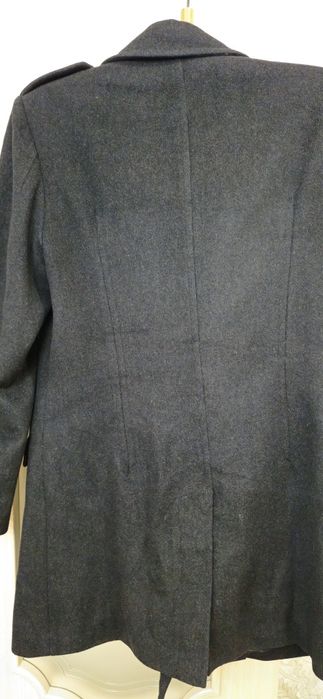 Продам пальто двубортное